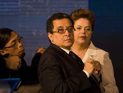 Santana com Dilma em debate de 2010.