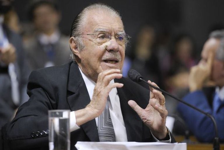 O ex-presidente José Sarney, no Senado, em maio.