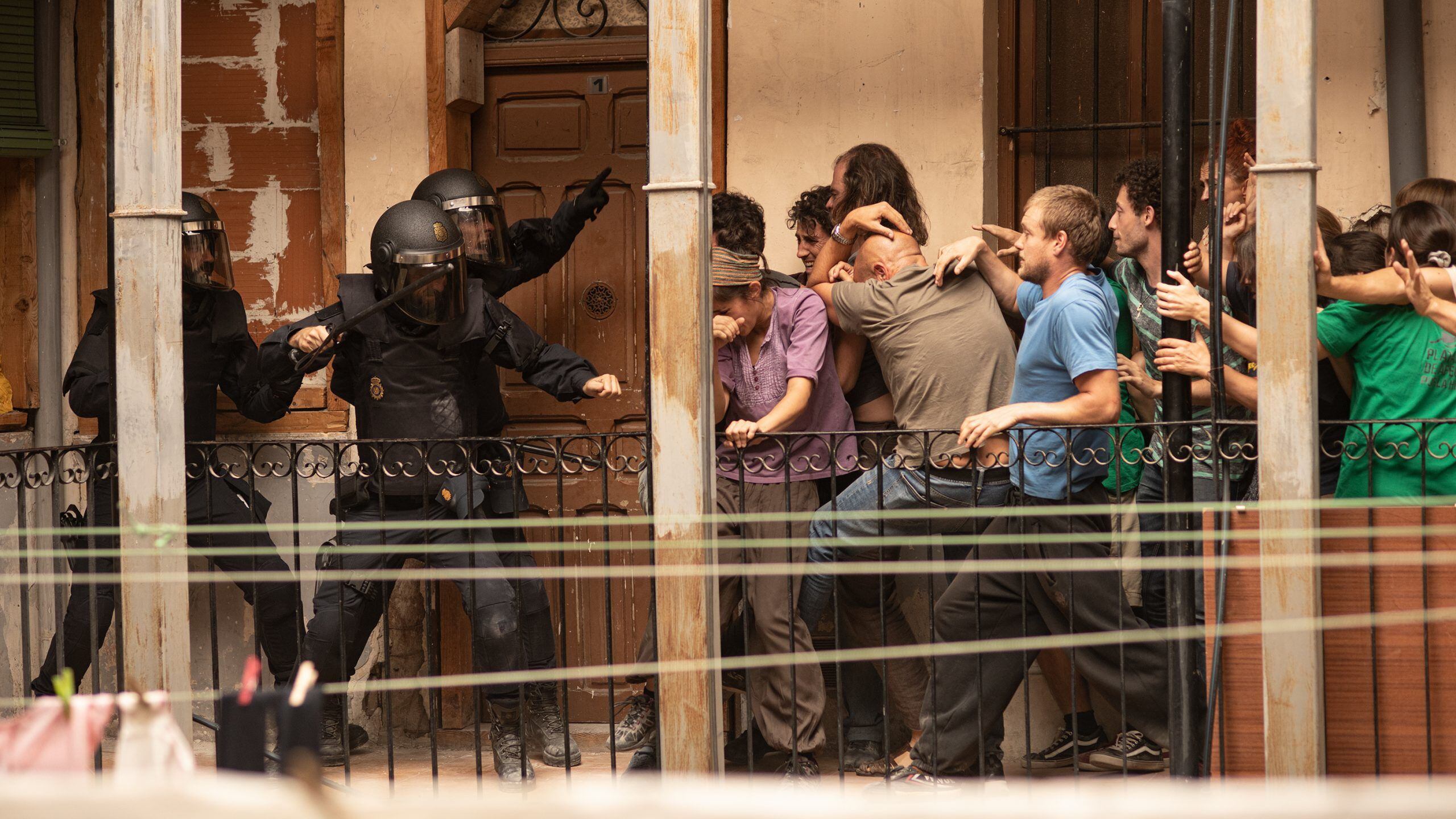 Uma cena da série espanhola 'Antidisturbios'.