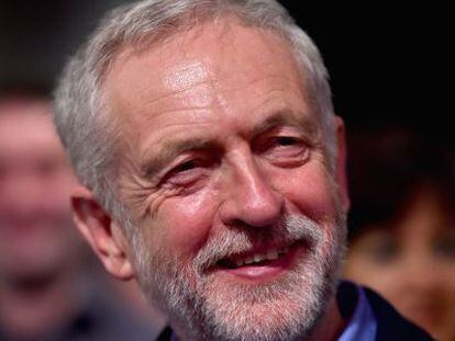 Jeremy Corbyn, novo líder do Trabalhismo britânico, hoje em Londres.