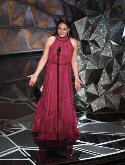 Daniela Vega durante a cerimônia do Oscar