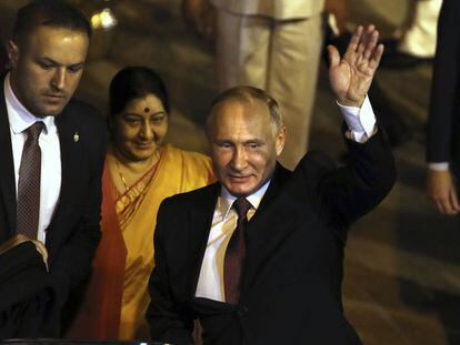 O presidente russo, Vladimir Putin, em sua chegada na Índia