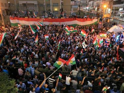 Manifestação a favor da independência na terça-feira, em Duhok, no Iraque