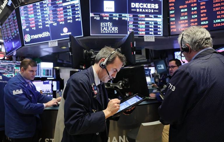 Operadores de Bolsa em Wall Street.