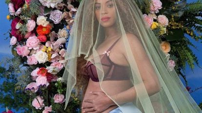 Beyoncé, grávida, em sua conta de Instagram.