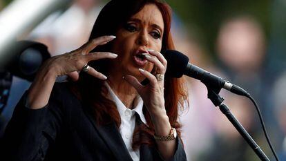Cristina Kirchner discursa no Tribunal dia 13 de abril.