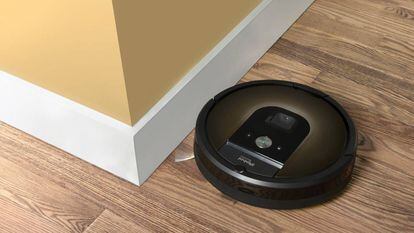 O modelo 980 de Roomba, que inclui uma câmera para registrar a situação do lar.