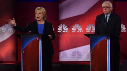 Clinton e Sanders, no debate deste domingo