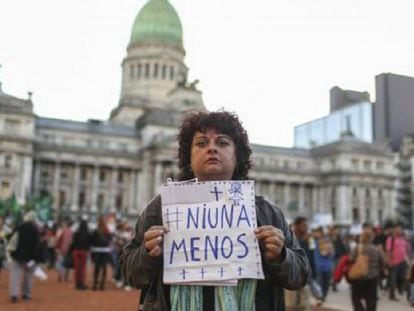 A mobilização Nem uma menos pela quarta-feira negra na Argentina