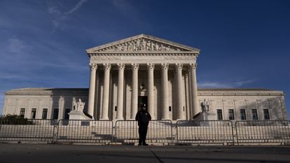 A fachada da Suprema Corte dos Estados Unidos, em 11 de dezembro