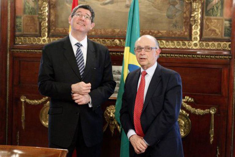 Os ministros da Fazenda do Brasil, Joaquim Levy, e da Espanha, Cristóbal Montoro, no dia 7, em Madri.