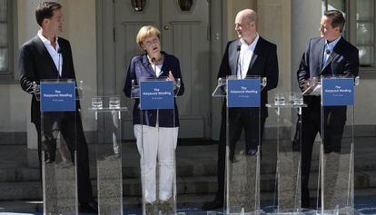 Rutte, Merkel, Reinfeldt e Cameron, esta terça na Suécia.