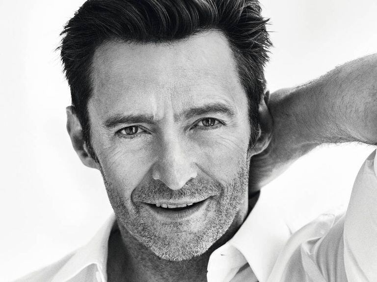 Hugh Jackman posa exclusivamente para o EL PAÍS com camisa Brioni e cinto Montblanc.