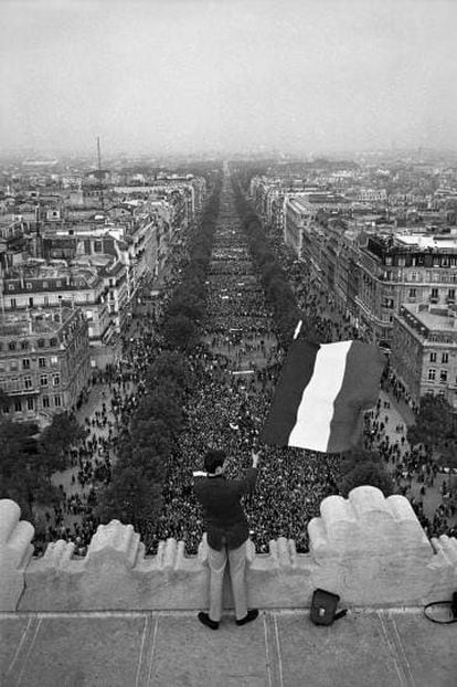 Manifestação gaullista em Paris, em 30 de maio de 1968