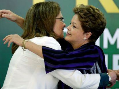 A presidenta Dilma Rousseff e a presidenta de Petrobras, Graça Foster.