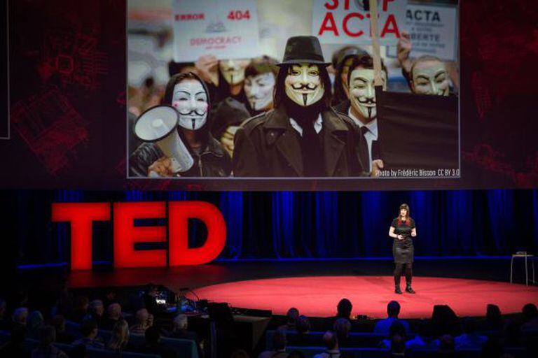 Uma das palestras do TED - neste caso, sobre os hackers.