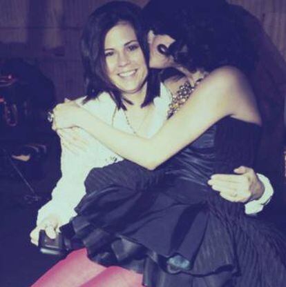 Selena Gomez sempre esteve muito unida à sua mãe, Mandy Teefey, que engravidou da cantora quando tinha apenas 16 anos.
