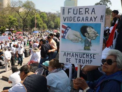 Manifestantes contra Trump na Cidade do México