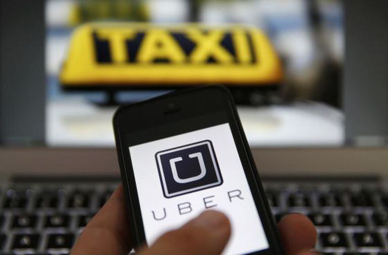 O aplicativo Uber em um celular.