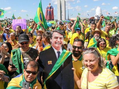 Ato em apoio ao governo de Jair Bolsonaro na Esplanada dos Ministérios, em Brasília.