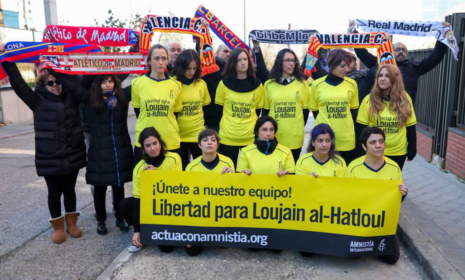 Protesto organizado pela Anistia Internacional ontem em frente à embaixada da Arábia Saudita em Madri contra a prisão de Loujain al-Hathloul.