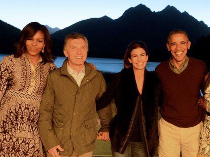 O presidente da Argentina, Mauricio Macri, e seu par dos Estados Unidos, Barack Obama, junto às primeiras damas em San Carlos de Bariloche, Neuquén, Argentina.