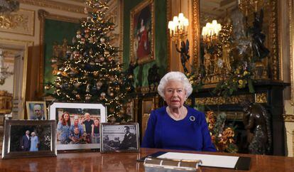 A rainha Elizabeth II, em sua mensagem de Natal no Castelo de Windsor, em dezembro de 2019.