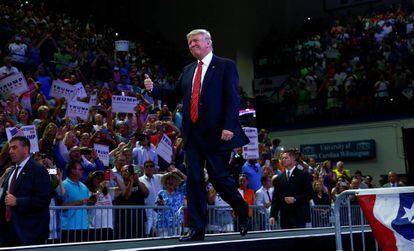 Donald Trump antes de seu discurso na Carolina do Norte.