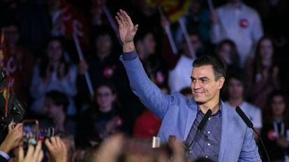 O candidato Pedro Sánchez, durante o último ato de campanha do PSOE, em Barcelona