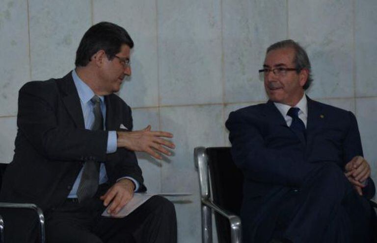 O ministro da Fazenda, Joaquim Levy, e o presidente da Câmara, Eduardo Cunha.