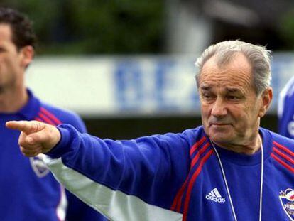 Boškov com Mijatović durante um treinamento em 2000.