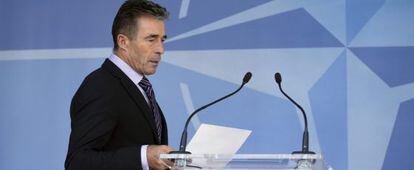 O secretário-geral da OTAN, Anders Fogh Rasmussen, em sua apresentação aos jornalistas.