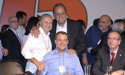 Cabral, Pez&atilde;o e Cunha em conven&ccedil;&atilde;o do PMDB no Rio.